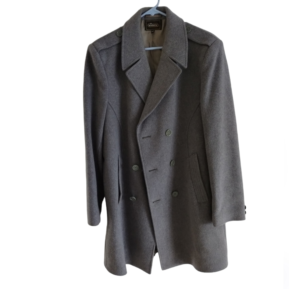Vintage Virany Women's All Wool Gray Coat Fully Lined  Size 40  Made in Hungary